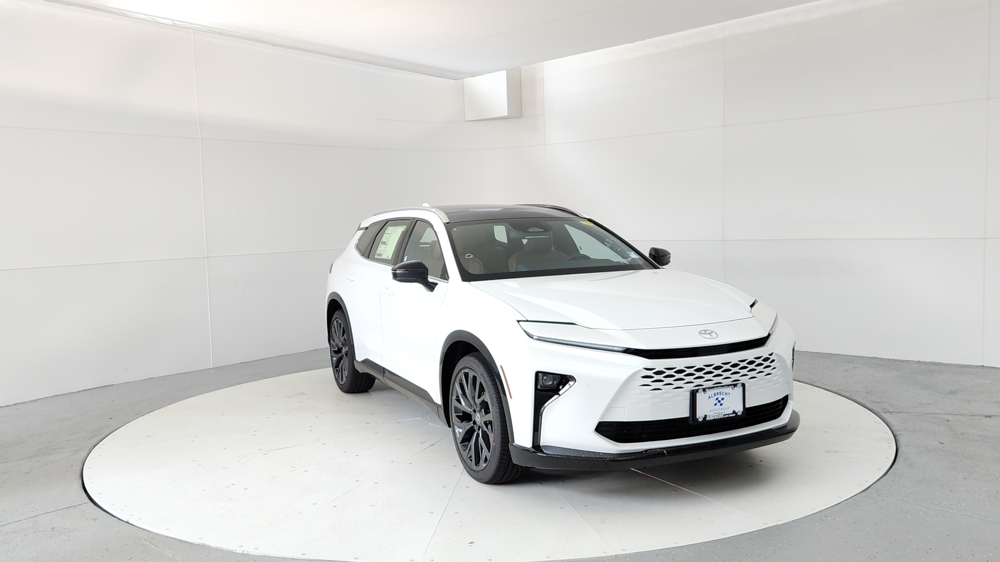 New 2026 Toyota Crown Signia Limited 4D Sport Utility in Woburn