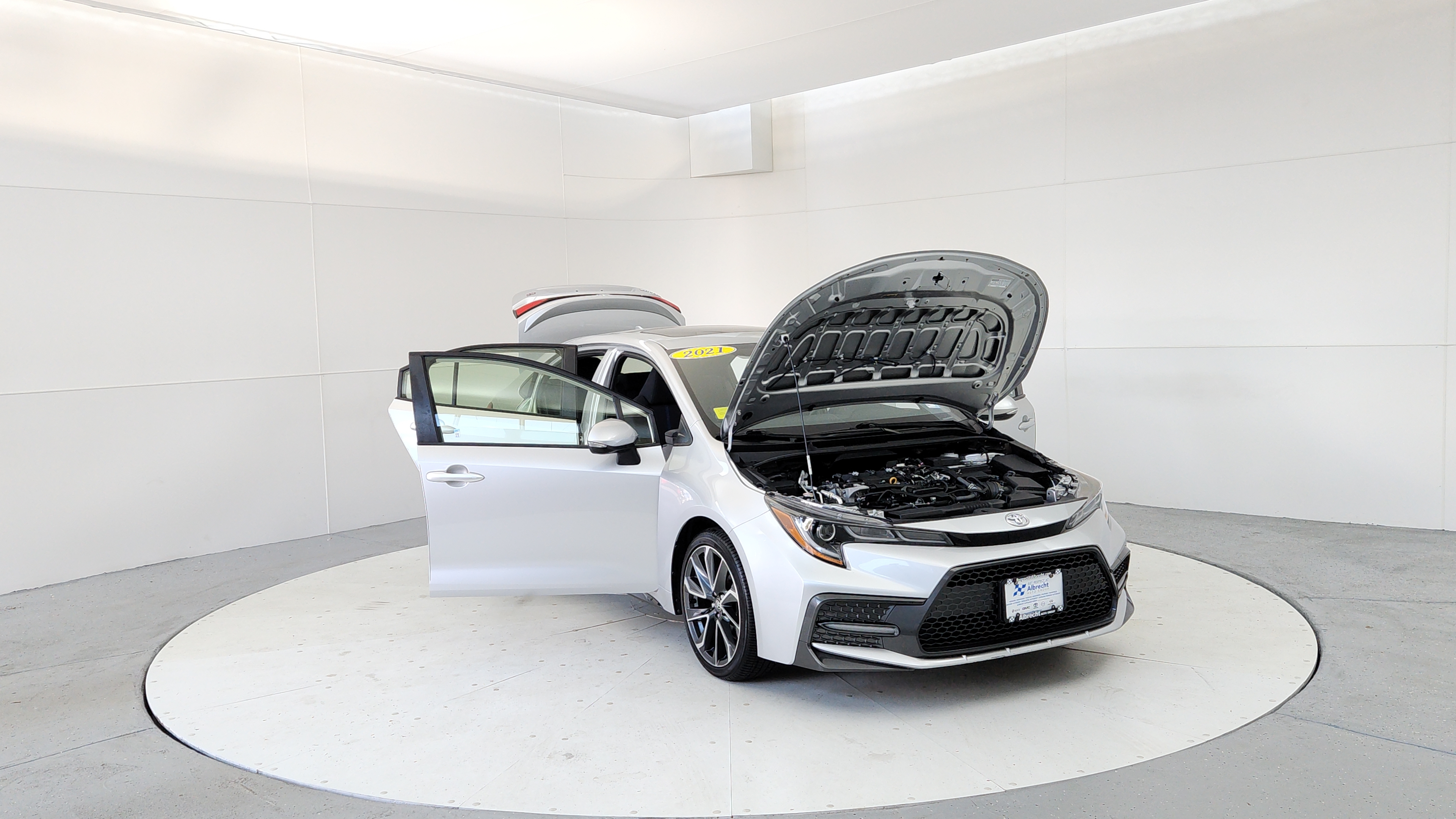 Certified Pre-Owned 2021 Toyota Corolla SE 4D Sedan in Woburn